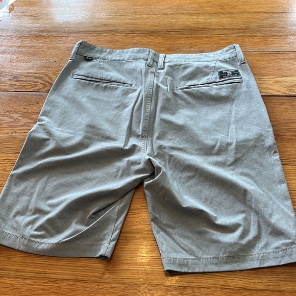 Billabong submersibles grey shorts - Picture 4 of 5